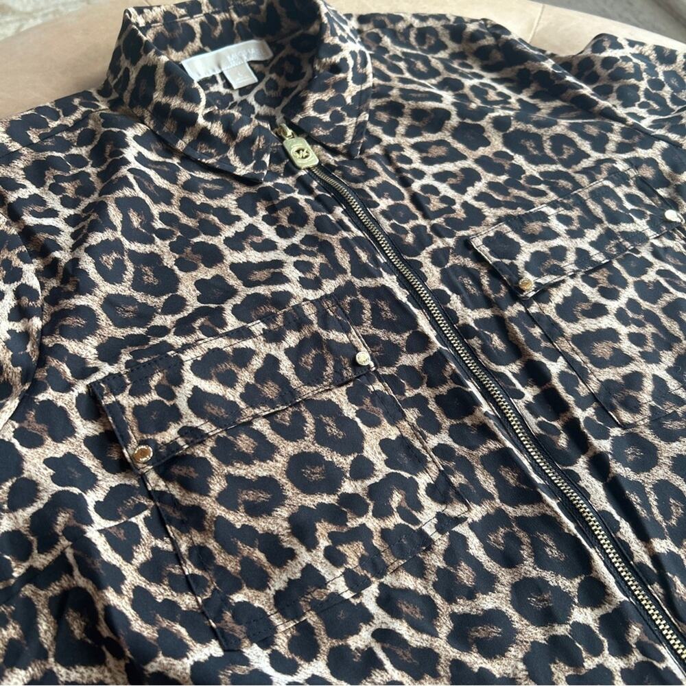 Michael Kors Leopard Animal Print Top Womens L Zip Up Blouse Lightweight Luxury - Picture 9 of 13